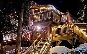 Whistler Lodge Hostel